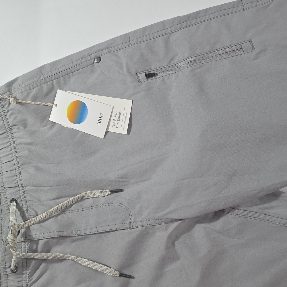 NWT Men's Vuori "Technical Climber Pant", color Fog Newest Version Various Sizes - Picture 2 of 6